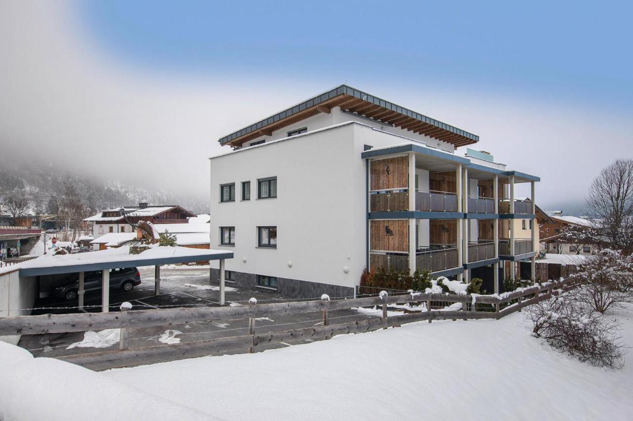 Apartment In Neukirchen With A Carport Neukirchen am Großvenediger Esterno foto